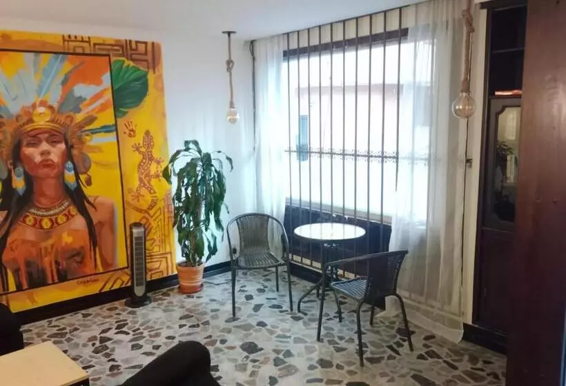 ペンション La Iguana Café Y Más