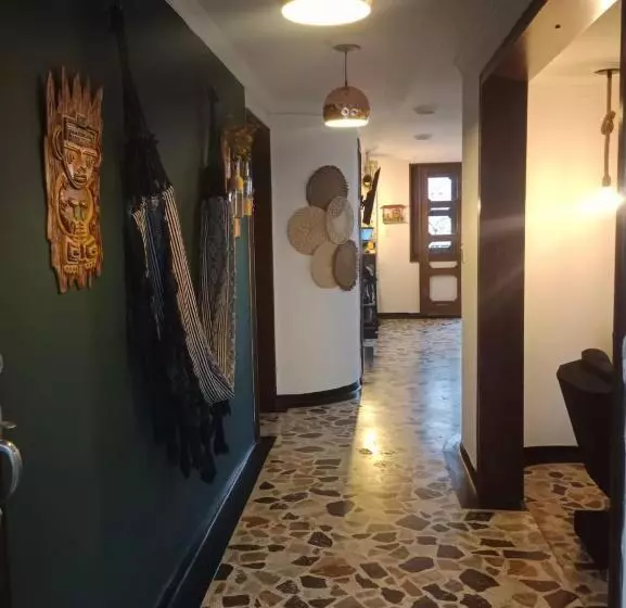 ペンション La Iguana Café Y Más