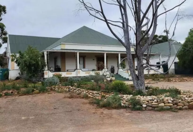 Majatalo Magoos On 62