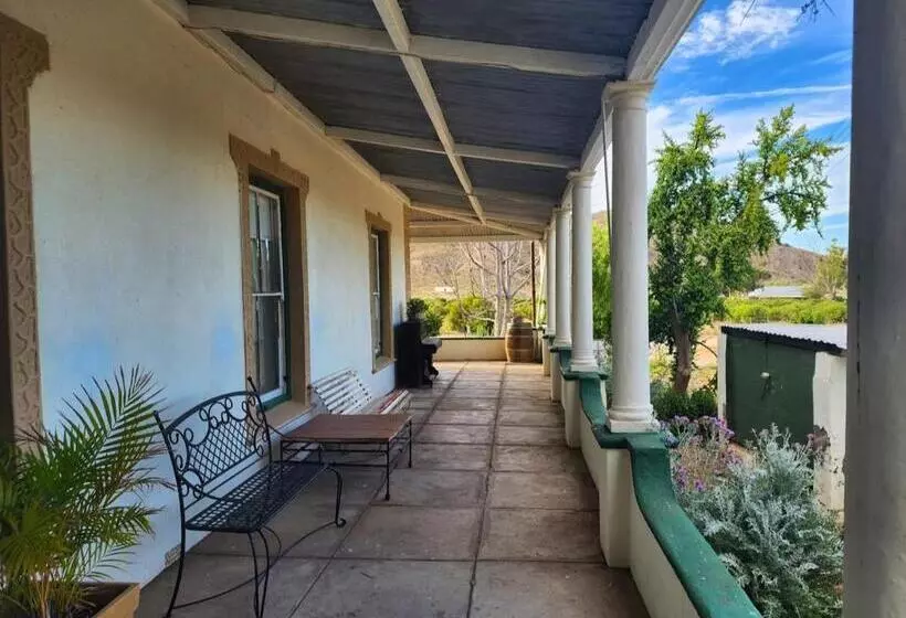 Majatalo Magoos On 62