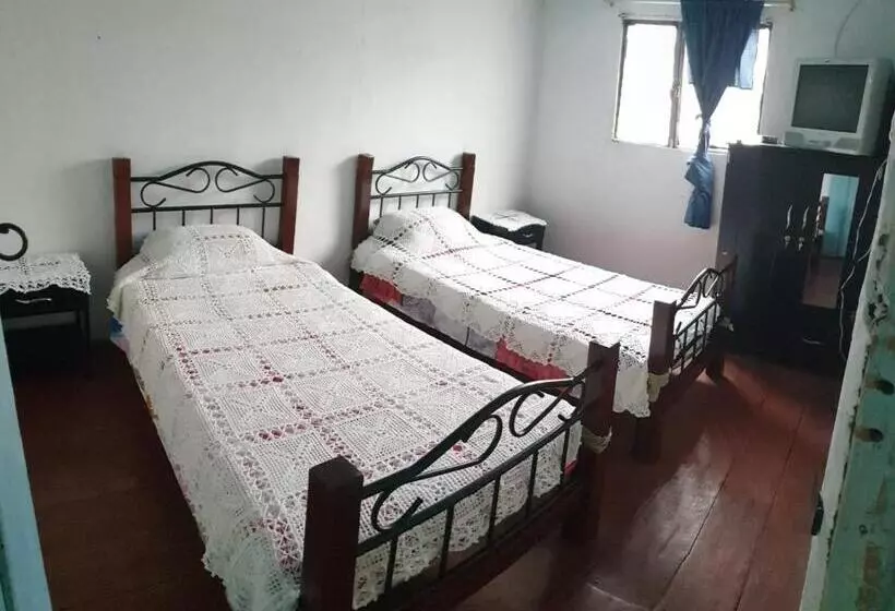 ペンション Hostal Perla Del Norte