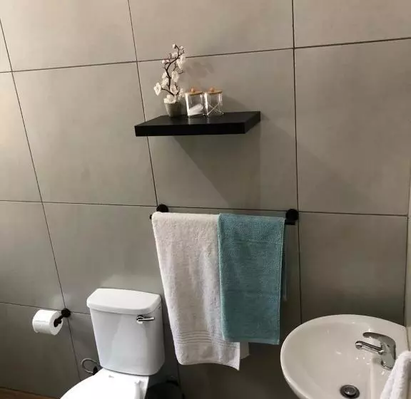 ペンション Serene Guesthouse