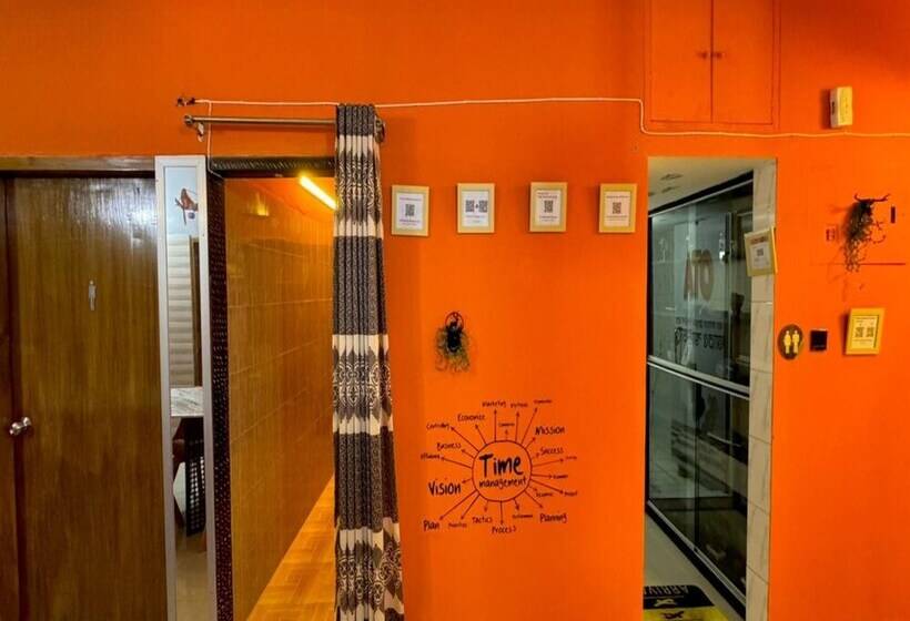 هاستل Zoofamily