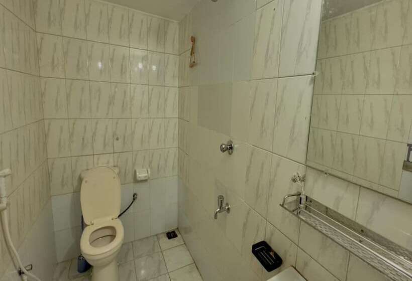 هاستل Zoofamily