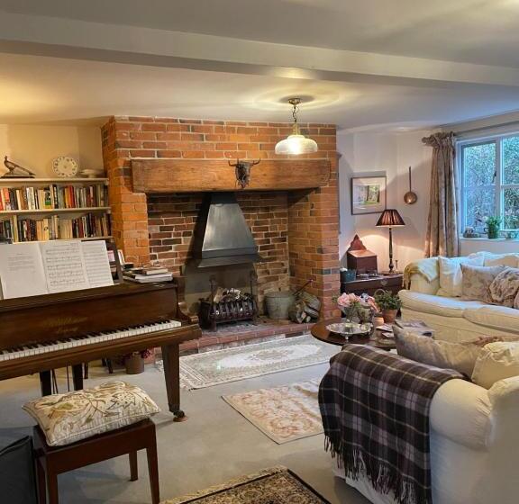 Aamiaismajoitus (B&B) Joyce’s Barn