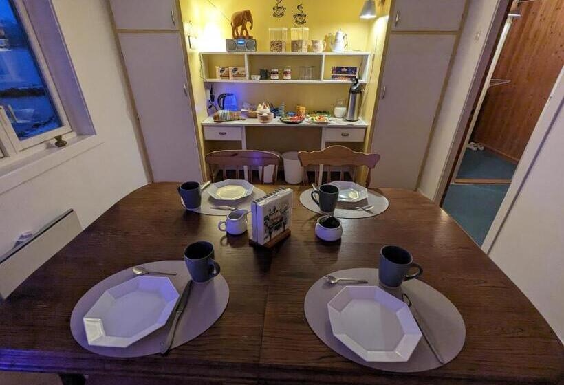 住宿加早餐 Overnatting Rodal