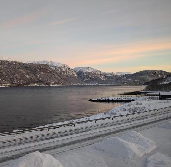 住宿加早餐 Overnatting Rodal