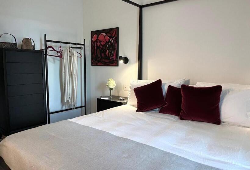 צימר The Iconic Lodge