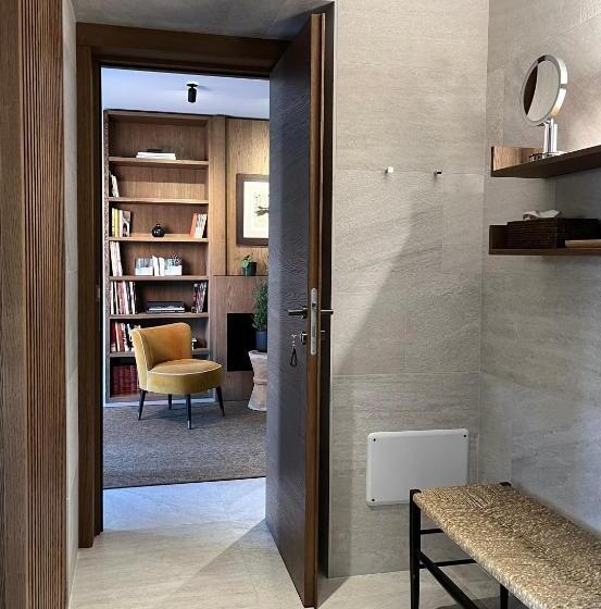 צימר The Iconic Lodge