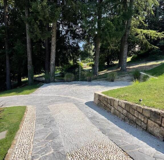 צימר The Iconic Lodge