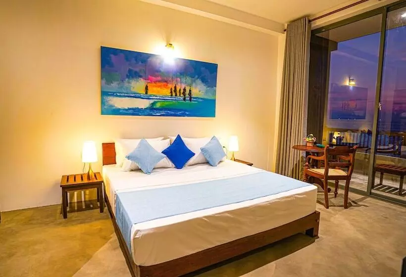 Hotelli Beyond The Sea By Ceylonese