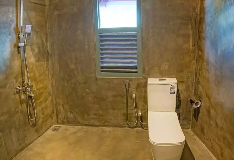 Hotelli Beyond The Sea By Ceylonese