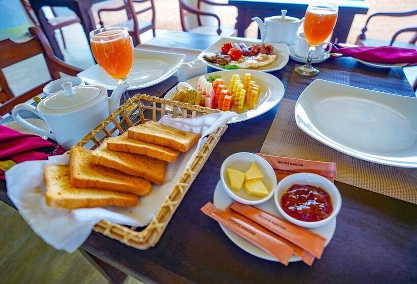 فندق Beyond The Sea By Ceylonese