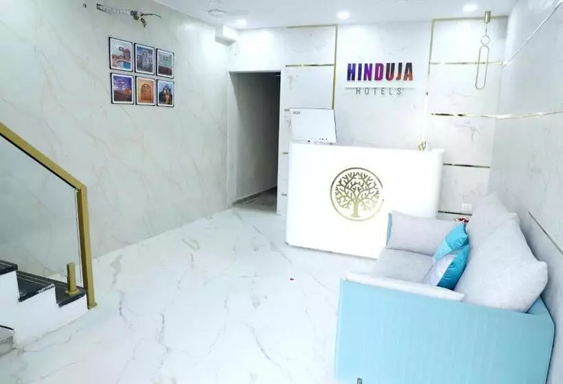 Hotelli Hinduja Empire