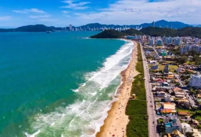 Não Tem Vagas Mais , O Aplicativo Tá Com Bugue E Está Deixando Fazer Reserva, Porém Não Tem Mais Dis