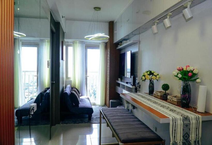 ペンション Penthouse Staycation With View Metro Manila