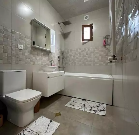 پانسیون Cozy Haven