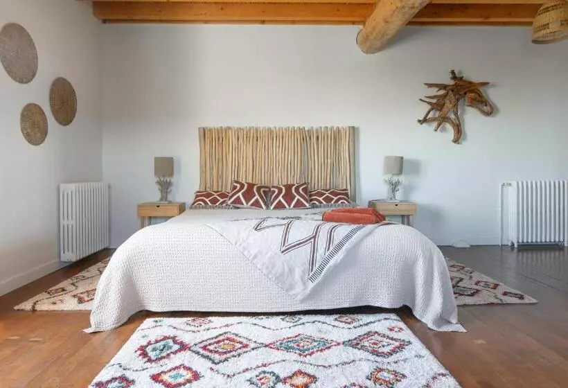 ペンション Domaine De Barbe   Chambre Lin