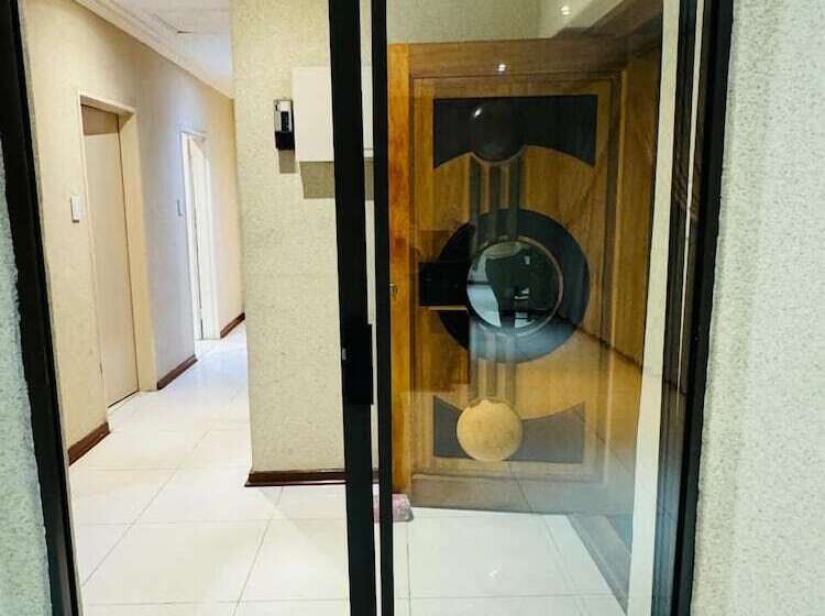 Пансион Icebolethu Guest House