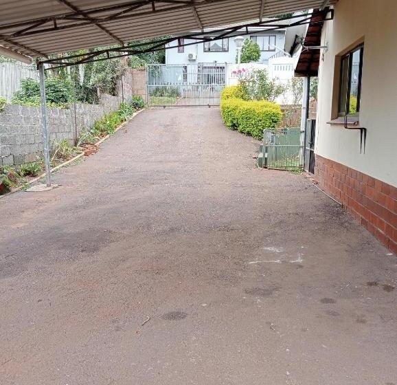 Пансион Redview House