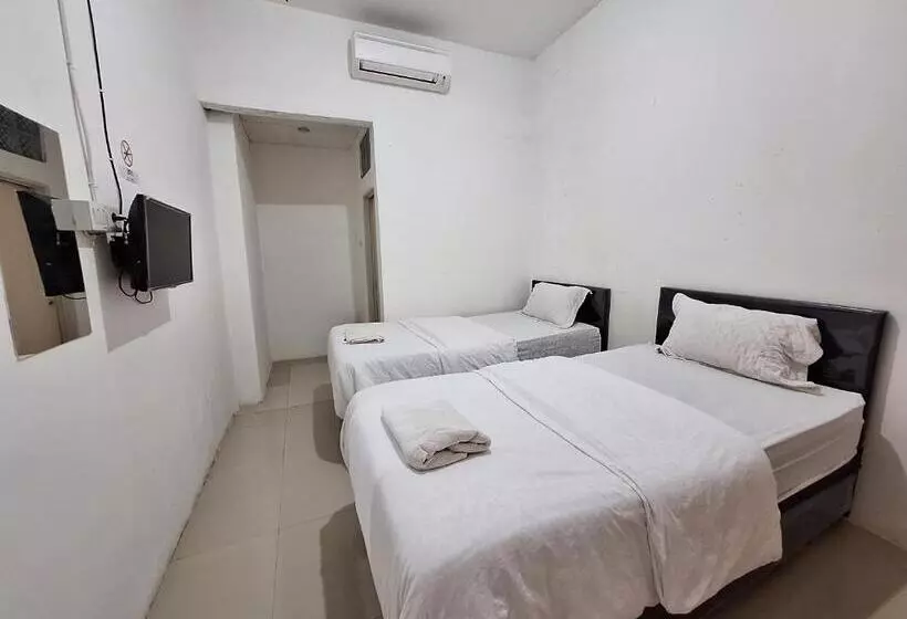 ペンション Tanjung Syariah