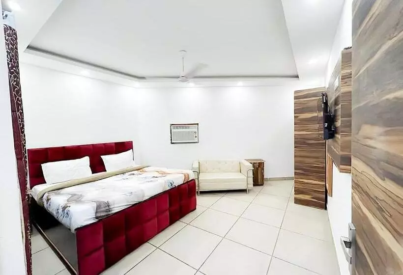 Roomshala 154 Hotel Atharv