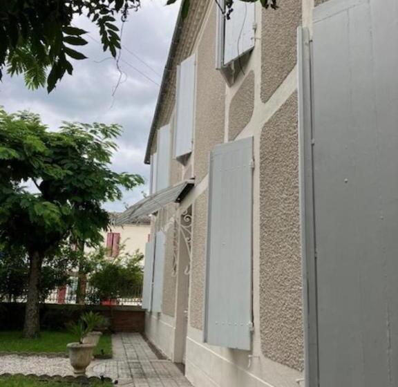 Bed and Breakfast Maison D Hôtes Martineau