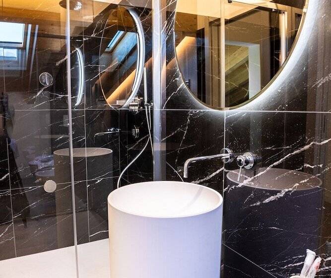 בית מלון כפרי La Svolta Foresteria