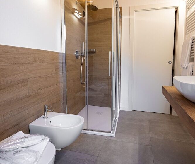 Отель La Svolta Foresteria