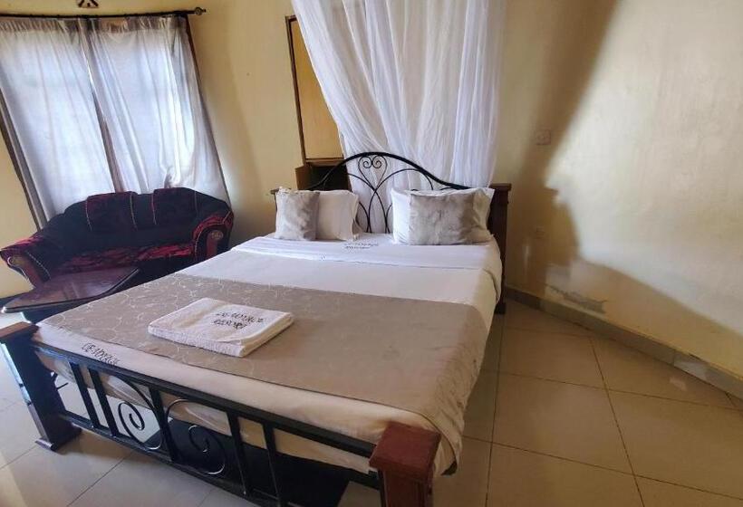 هتل Le Voyage Resort Kitale