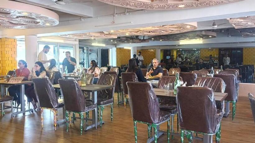 فندق Panorama Resorts