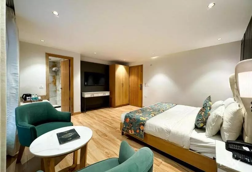 هتل Rockland Residency