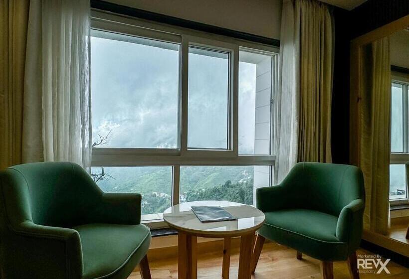 Отель Rockland Residency