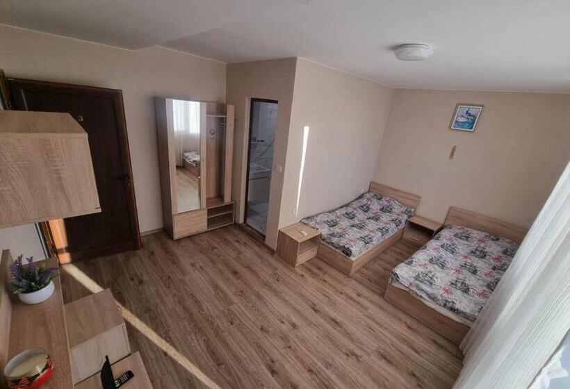 膳宿费 къща за гости люляк