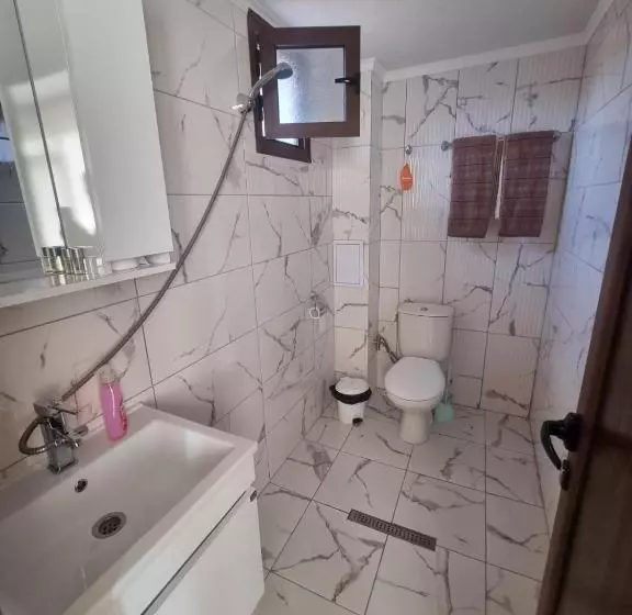 Majatalo къща за гости люляк