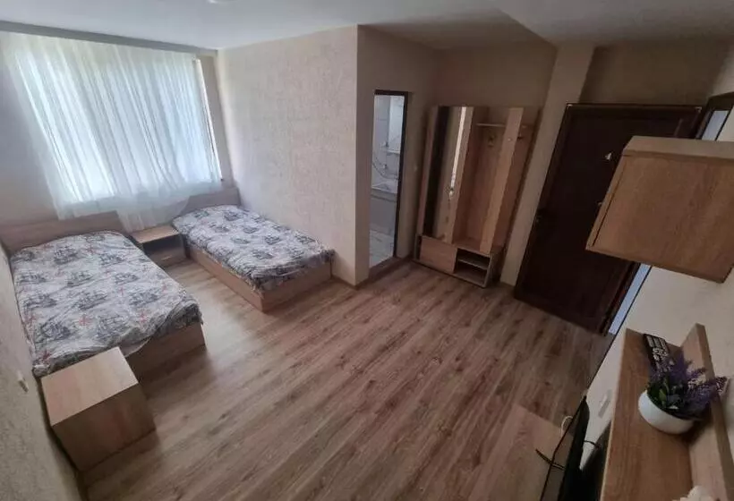 Majatalo къща за гости люляк