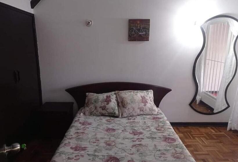 پانسیون Casa Hotel Calle 100