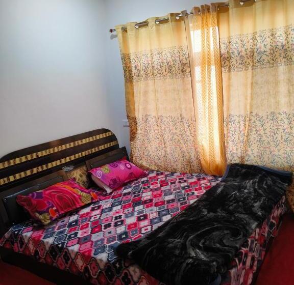 פנסיון Magray Guest House