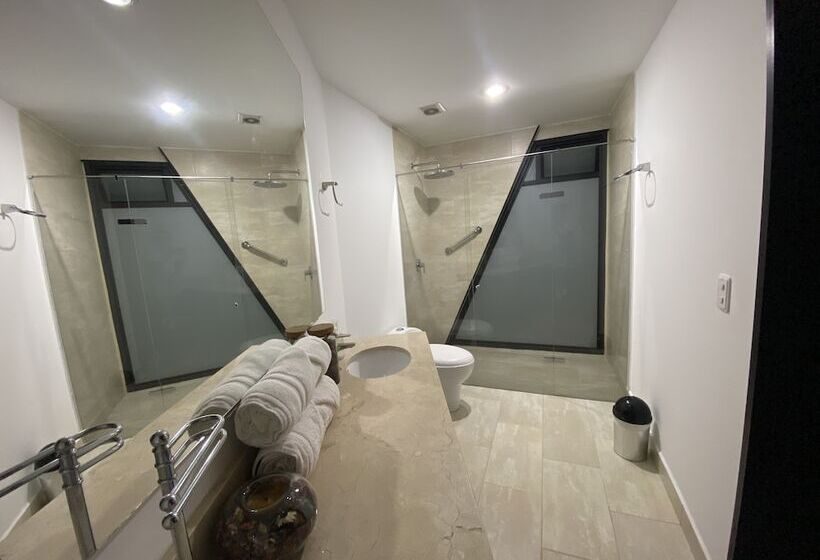 پانسیون Room In Bb   Suite Presidencial En Hotel Proximo Al Aeropuerto