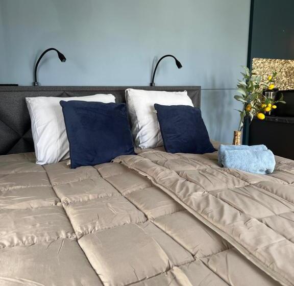 B&b/tiny House Bij Zee