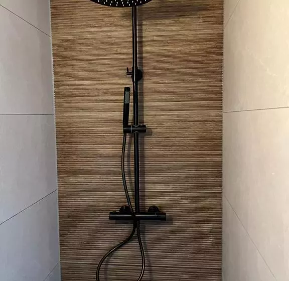 B&b/tiny House Bij Zee