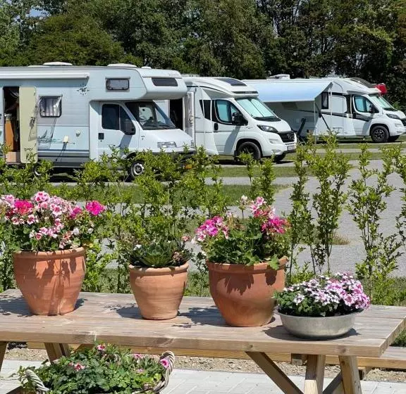 B&b/tiny House Bij Zee