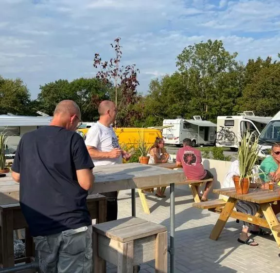 B&b/tiny House Bij Zee