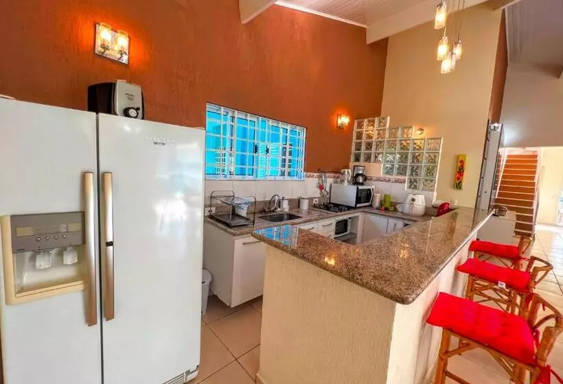 Aamiaismajoitus (B&B) Mansão Azul