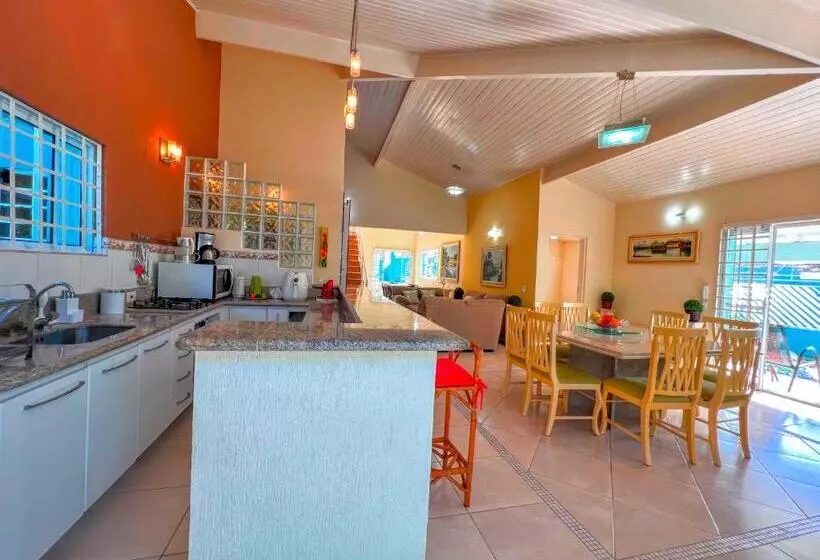 Aamiaismajoitus (B&B) Mansão Azul