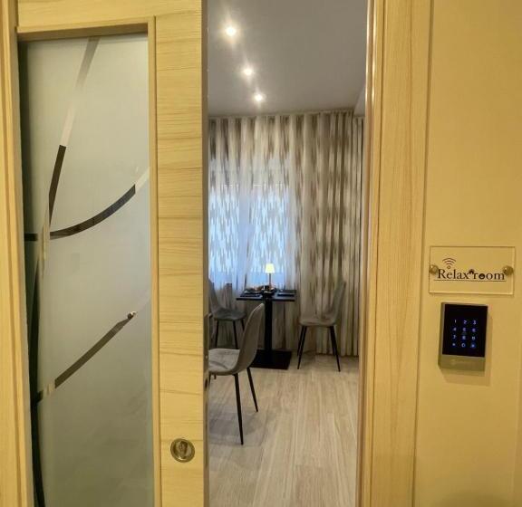 تختخواب و صبحانه Ro&ro Napoli Luxury Rooms