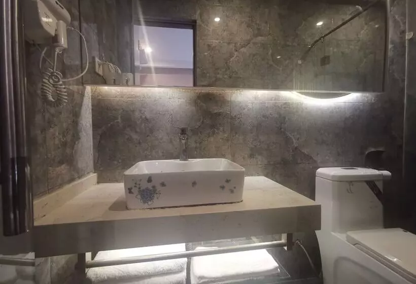 هتل Beijing Huiqing Garden Bussiness