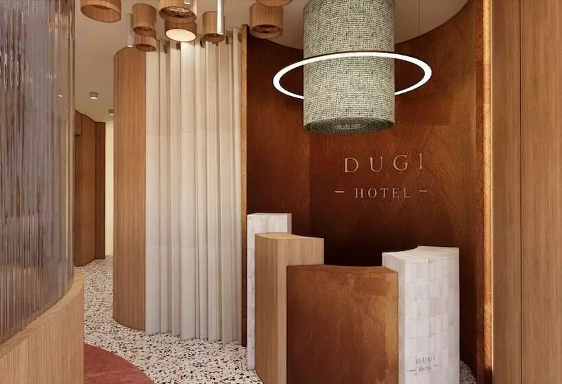 ホテル Dugi