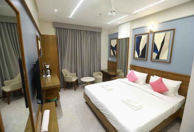 Hotel Riddhi Executive Latur