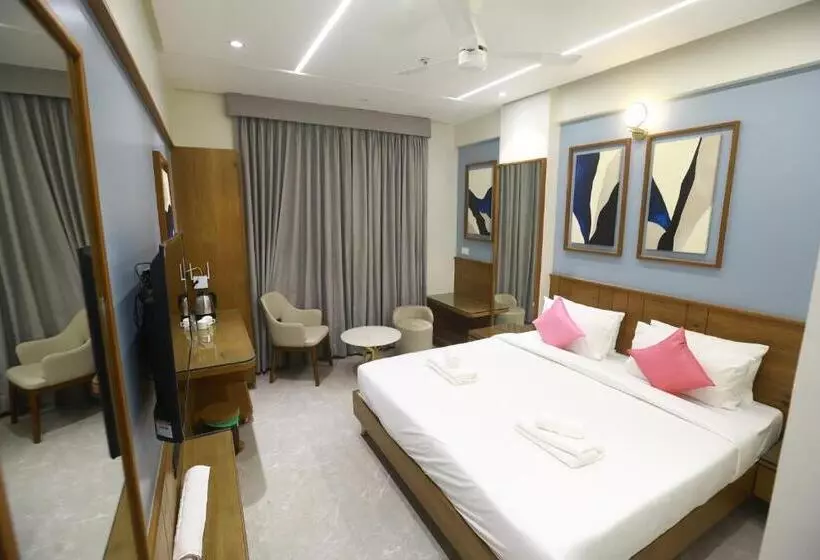 Hotelli Riddhi Executive Latur